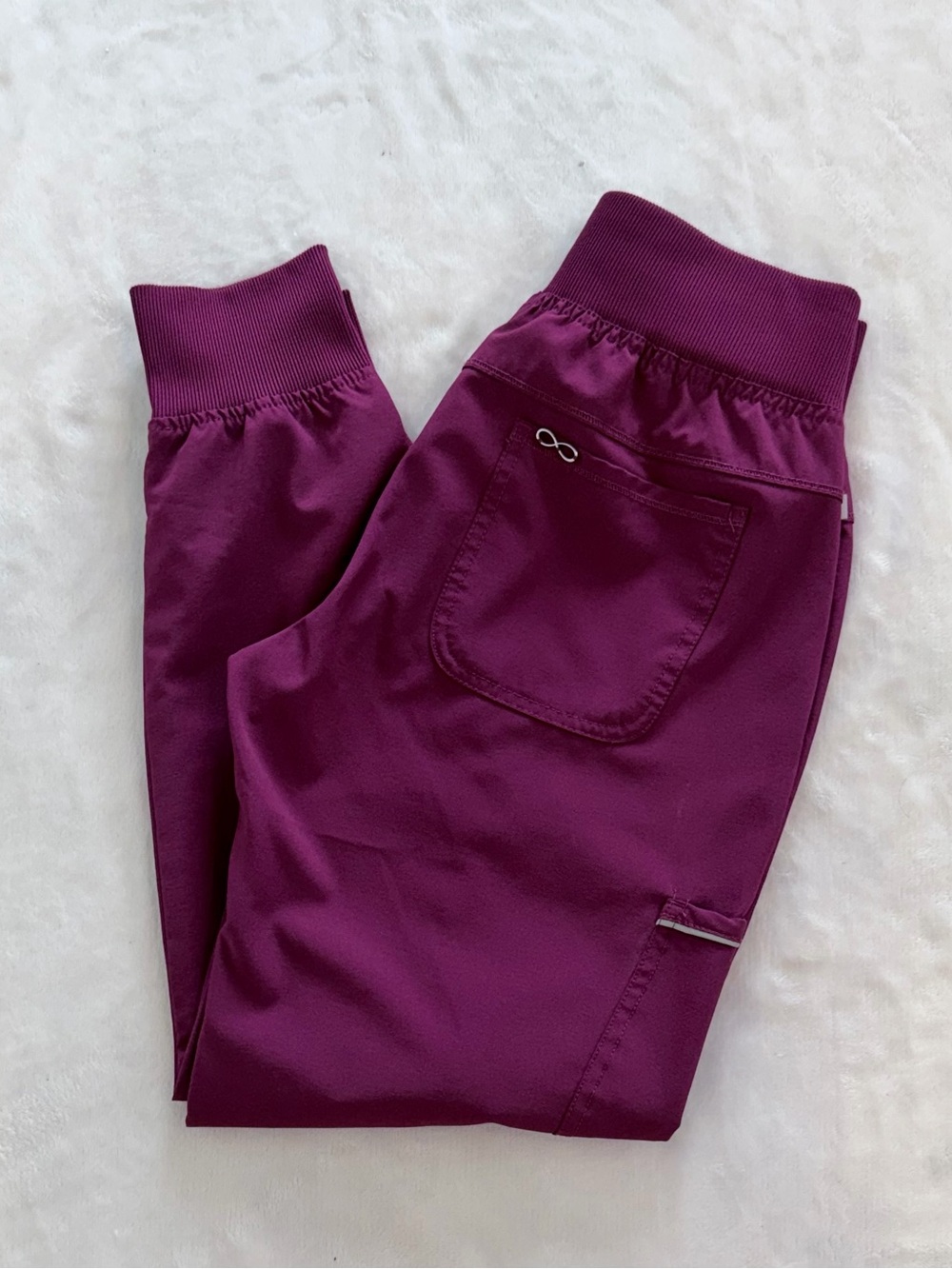 CHEROKEE INFINITY JOGGER SCRUB PANTS WOMENS XSMALL PETITE WINE ZIP POCKETS - Picture 8 of 8